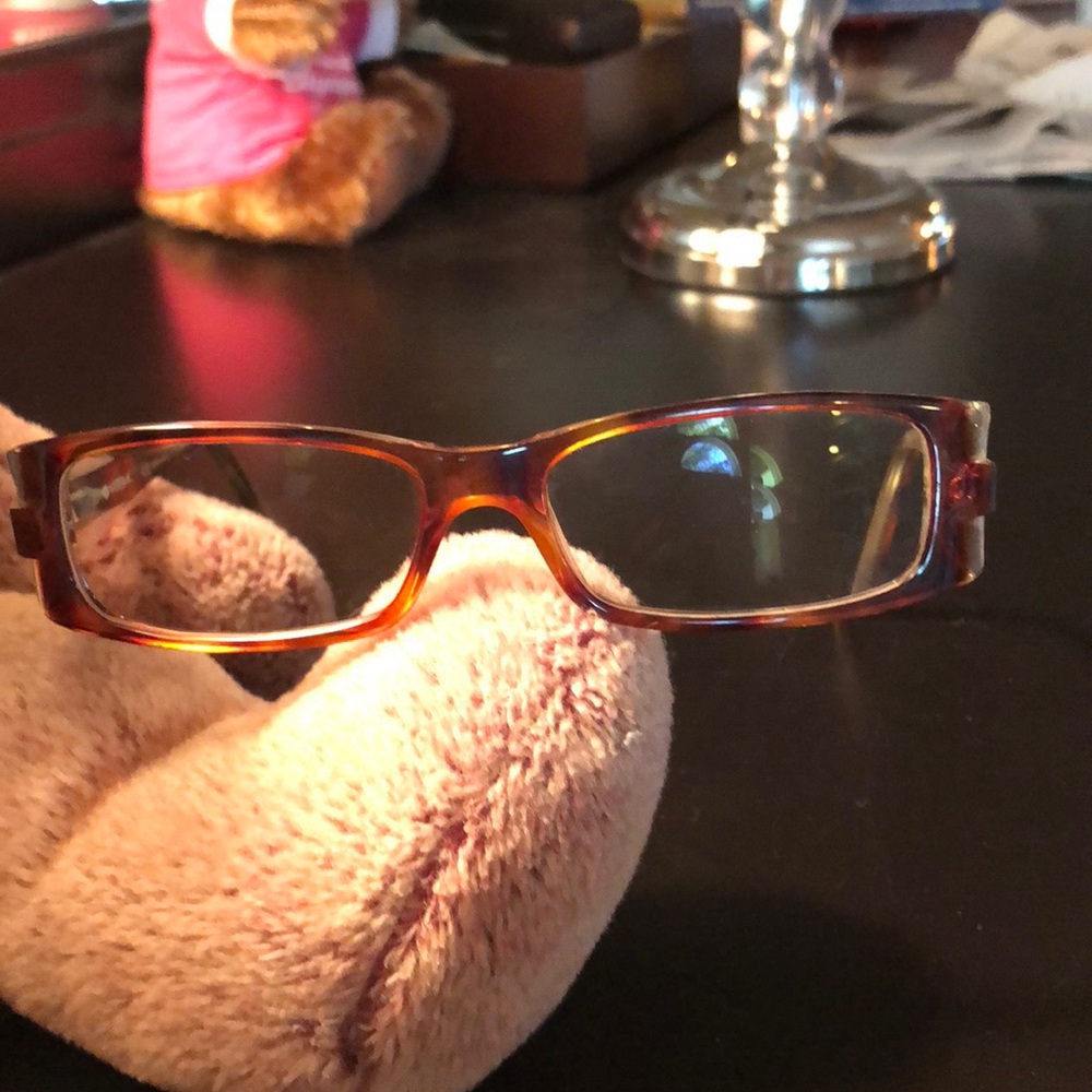Glasses - Picture 3 of 4